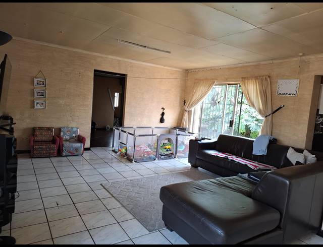 4 BEDROOM HOUSE FOR SALE IN BRAKPAN NORTH